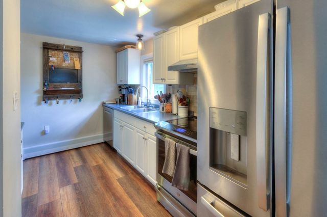 10 Ridgewood Rd, Worcester, MA 01606