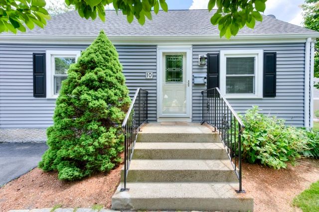 10 Ridgewood Rd, Worcester, MA 01606