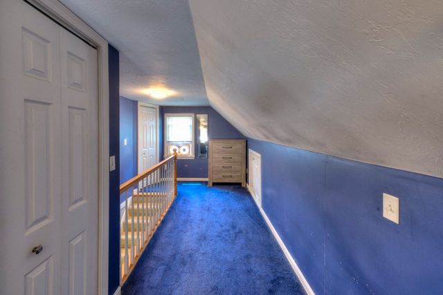 10 Ridgewood Rd, Worcester, MA 01606