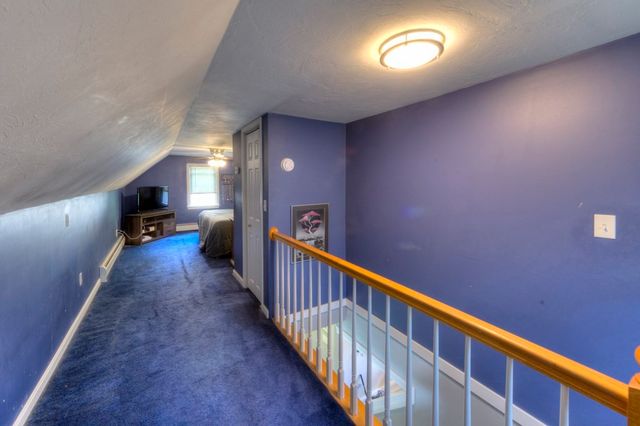 10 Ridgewood Rd, Worcester, MA 01606