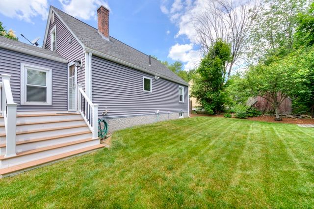 10 Ridgewood Rd, Worcester, MA 01606
