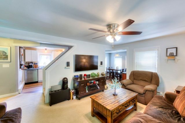 10 Ridgewood Rd, Worcester, MA 01606
