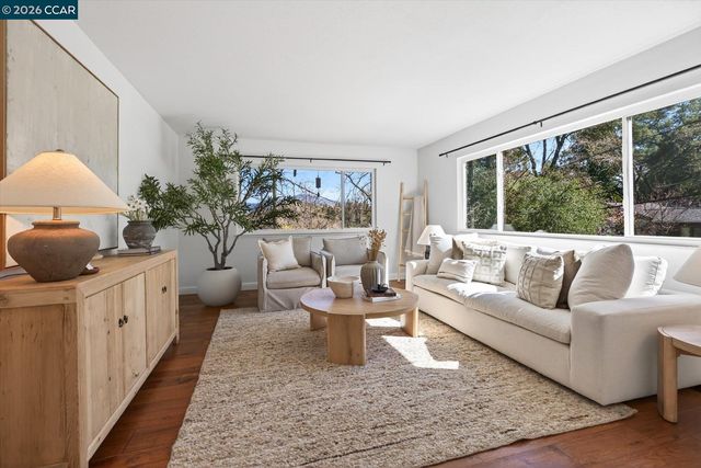 1816 Meadow Ln, Walnut Creek, CA 94595