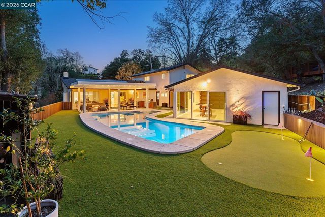 1816 Meadow Ln, Walnut Creek, CA 94595