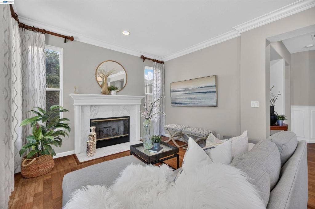 Image 10 of property listing at 271 Kelley Mist Ct, Tracy, CA 95377
