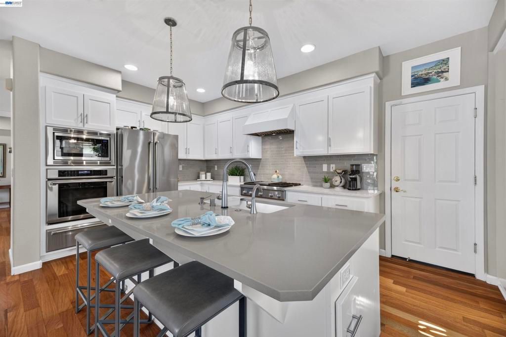 Image 14 of property listing at 271 Kelley Mist Ct, Tracy, CA 95377
