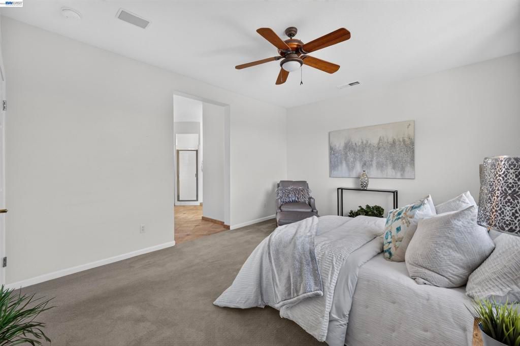 Image 23 of property listing at 271 Kelley Mist Ct, Tracy, CA 95377