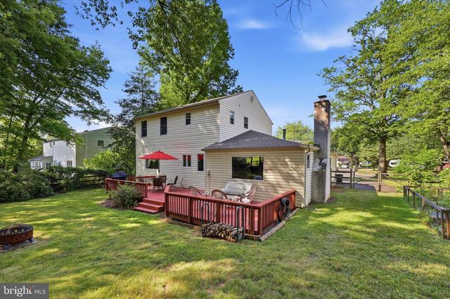 2017 BLACKHORSE DR, Warrington, PA 18976
