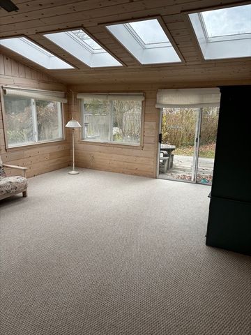 74 Hillside Ave, Falmouth, MA 02556