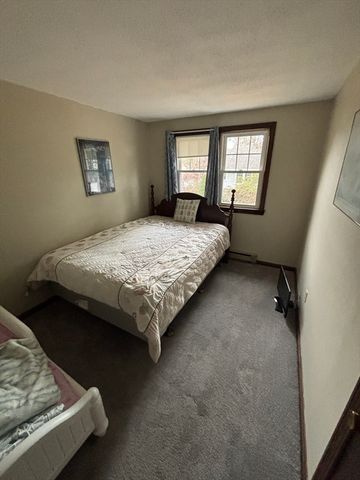 74 Hillside Ave, Falmouth, MA 02556