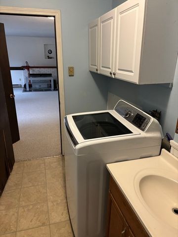 74 Hillside Ave, Falmouth, MA 02556