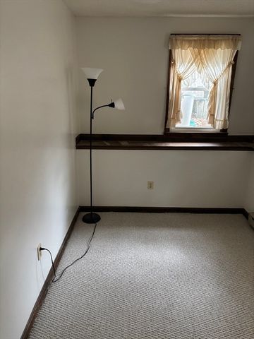 74 Hillside Ave, Falmouth, MA 02556