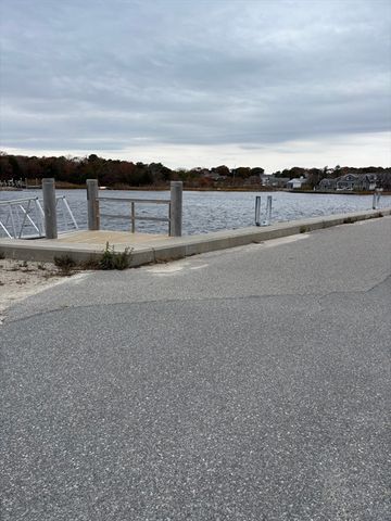 74 Hillside Ave, Falmouth, MA 02556