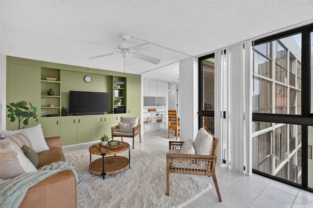 322 Aoloa Street 1706, Kailua, HI 96734