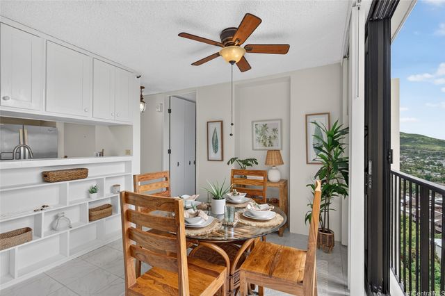 322 Aoloa Street 1706, Kailua, HI 96734
