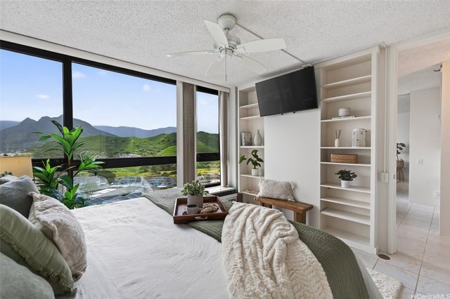 322 Aoloa Street 1706, Kailua, HI 96734
