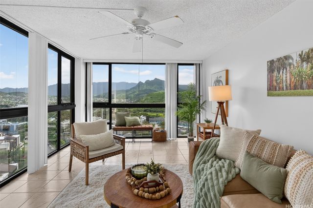 322 Aoloa Street 1706, Kailua, HI 96734