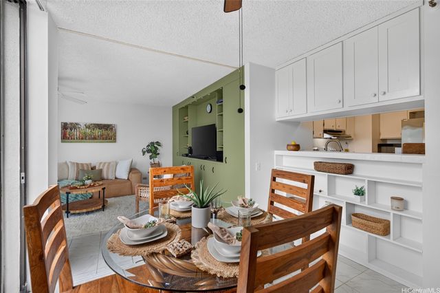 322 Aoloa Street 1706, Kailua, HI 96734