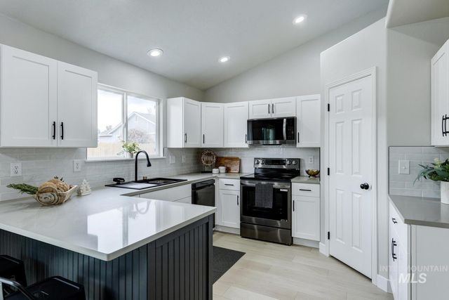 919 Muirfield, Nampa, ID 83686