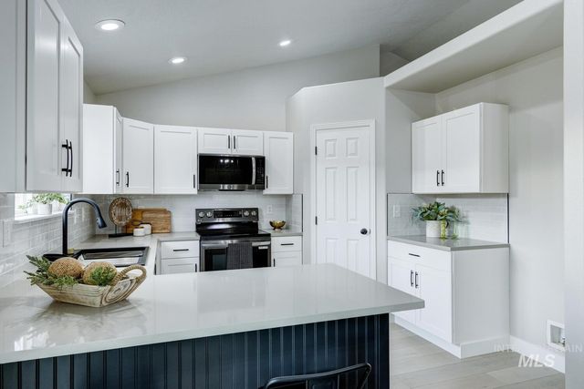 919 Muirfield, Nampa, ID 83686