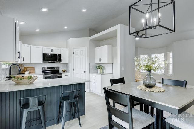 919 Muirfield, Nampa, ID 83686