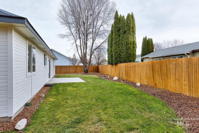 919 Muirfield, Nampa, ID 83686