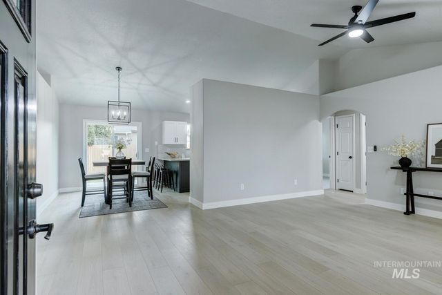 919 Muirfield, Nampa, ID 83686