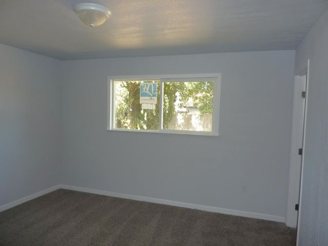 835 Clinton Dr, Stockton, CA 95210