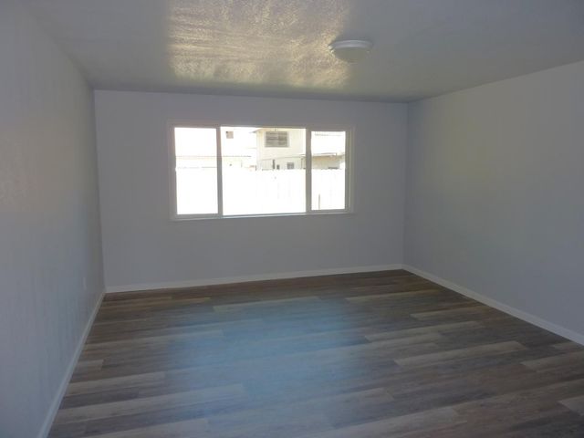 835 Clinton Dr, Stockton, CA 95210