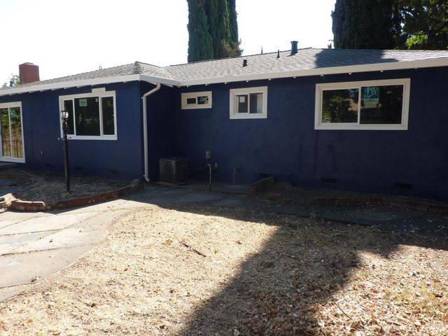835 Clinton Dr, Stockton, CA 95210