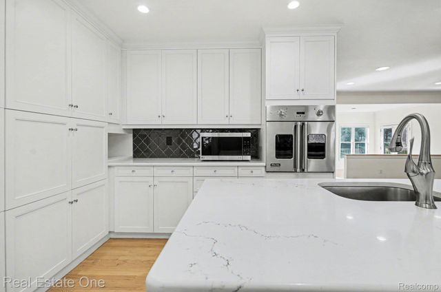 5840 Inkster - House Road, West Bloomfield Charter Township, MI 48323