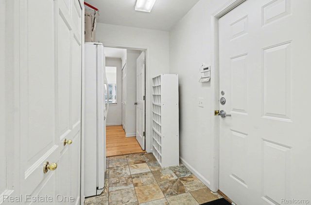 5840 Inkster - House Road, West Bloomfield Charter Township, MI 48323