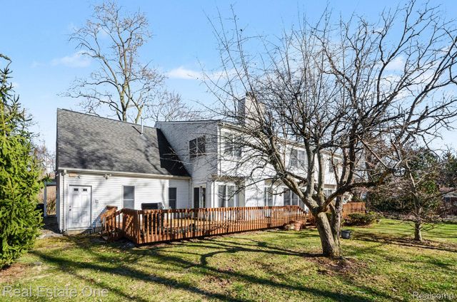 5840 Inkster - House Road, West Bloomfield Charter Township, MI 48323