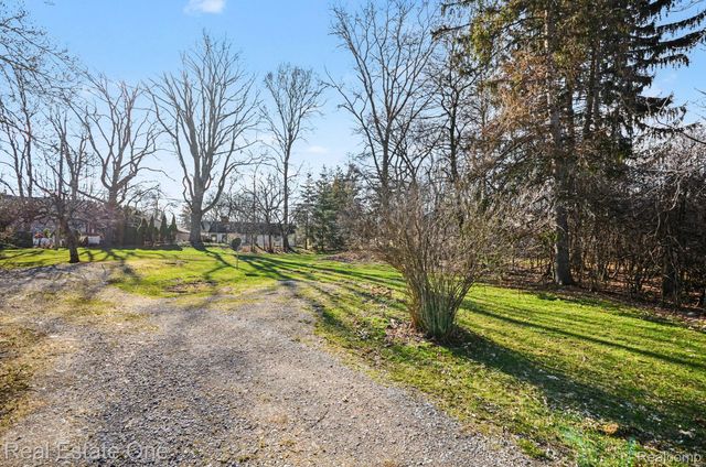 5840 Inkster - House Road, West Bloomfield Charter Township, MI 48323