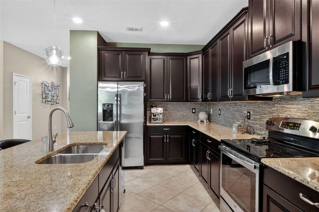 4838 CORTLAND DRIVE, Davenport, FL 33837