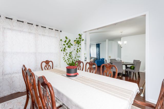 17 Farmington Drive, North Branford, CT 06472