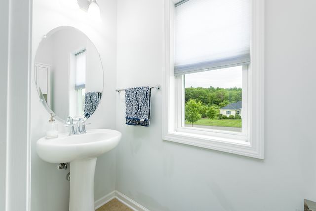 17 Farmington Drive, North Branford, CT 06472