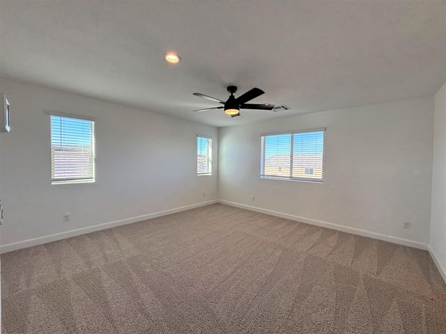 3016 Donita Lane NE, Rio Rancho, NM 87144