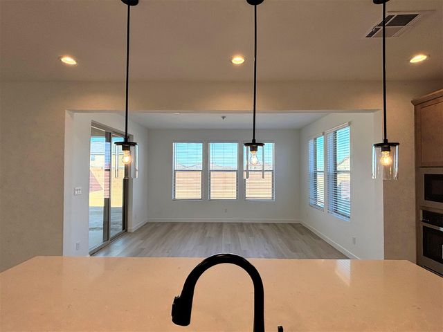 3016 Donita Lane NE, Rio Rancho, NM 87144