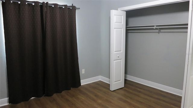 7432 OAKVISTA CIRCLE, Tampa, FL 33634