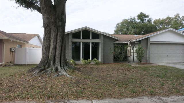 7432 OAKVISTA CIRCLE, Tampa, FL 33634