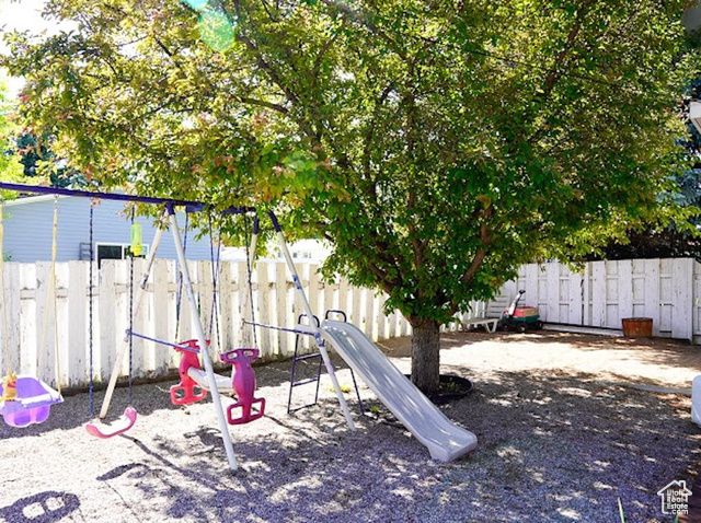 260 W 4TH, Soda Springs, ID 83276