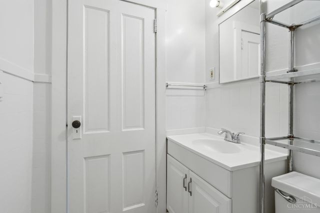 4025 Deer Park Avenue, Deer Park, OH 45236