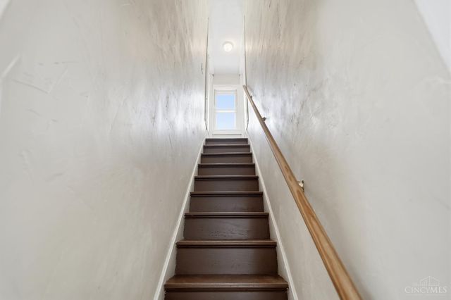 4025 Deer Park Avenue, Deer Park, OH 45236