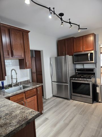 3022 32nd Avenue S, Minneapolis, MN 55406