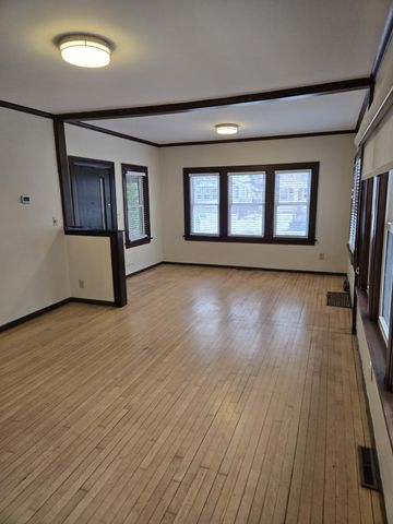 3022 32nd Avenue S, Minneapolis, MN 55406