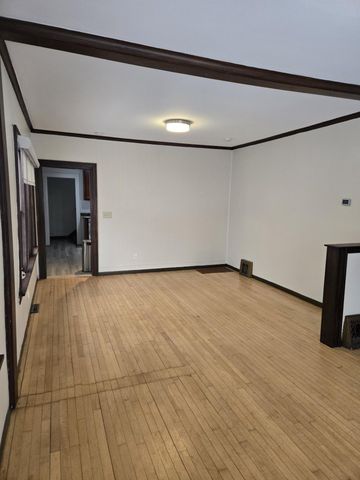 3022 32nd Avenue S, Minneapolis, MN 55406