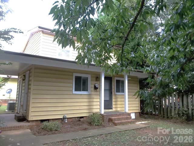 4024 Rosehaven Drive, Charlotte, NC 28205