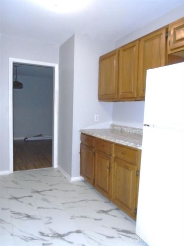 4024 Rosehaven Drive, Charlotte, NC 28205