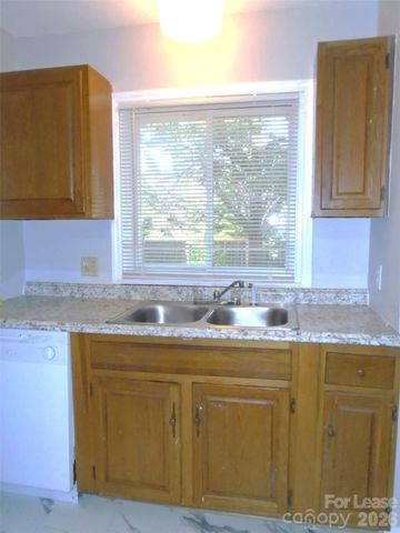 4024 Rosehaven Drive, Charlotte, NC 28205